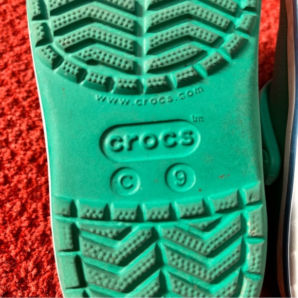 ❤️Host Pick❤️Kids Green Crocs - Picture 10 of 16